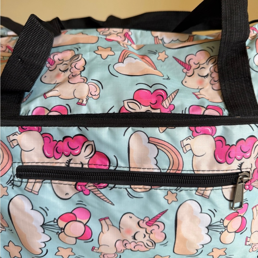 Foldable Unicorn Print Travel Weekender - Picture 2 of 12